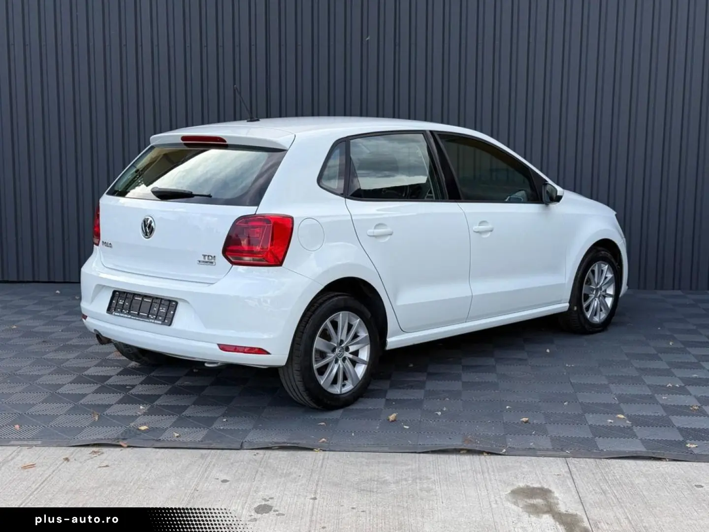 VOLKSWAGEN Polo 2015 — imagine 6