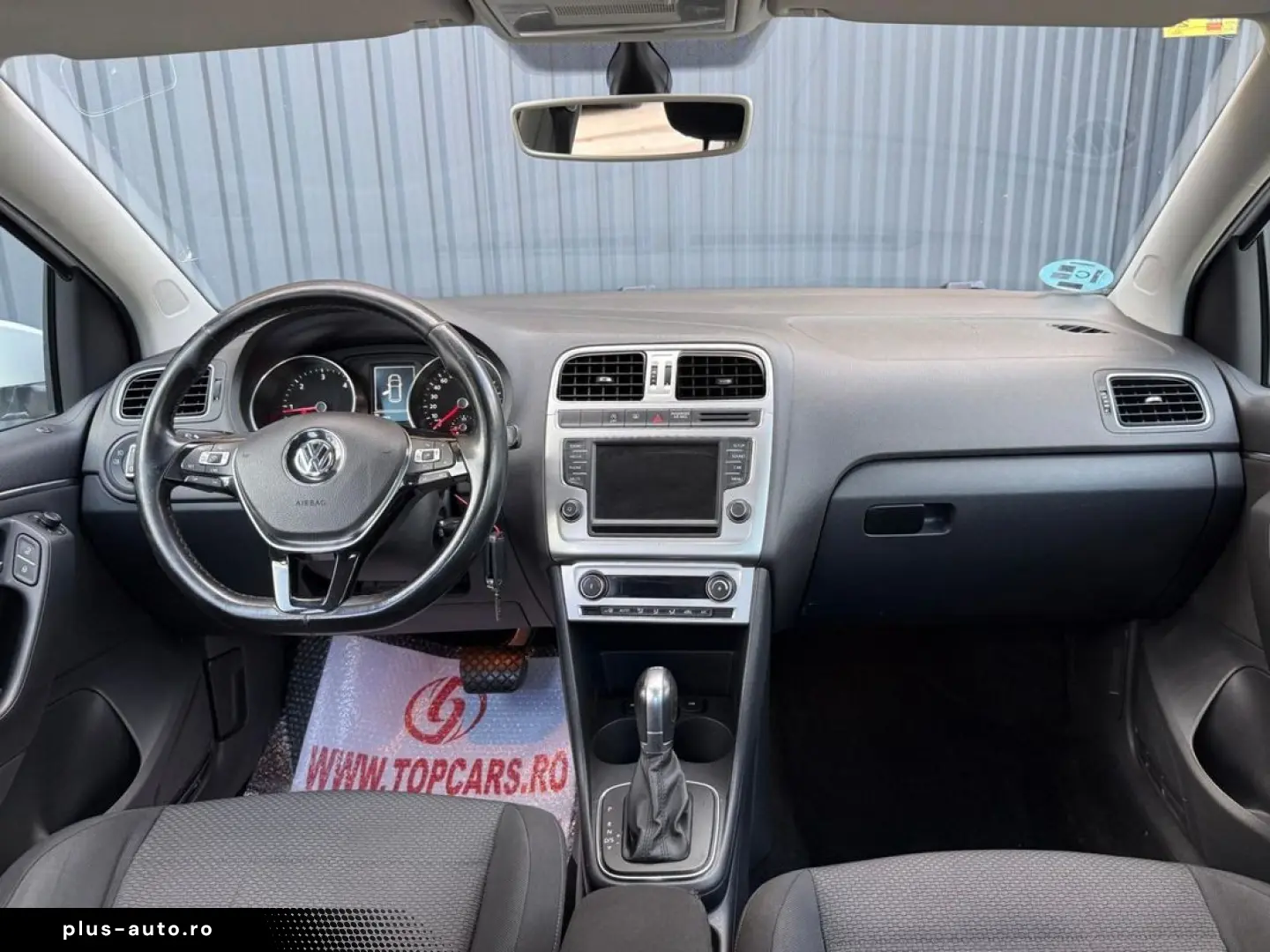 VOLKSWAGEN Polo 2015 — imagine 10