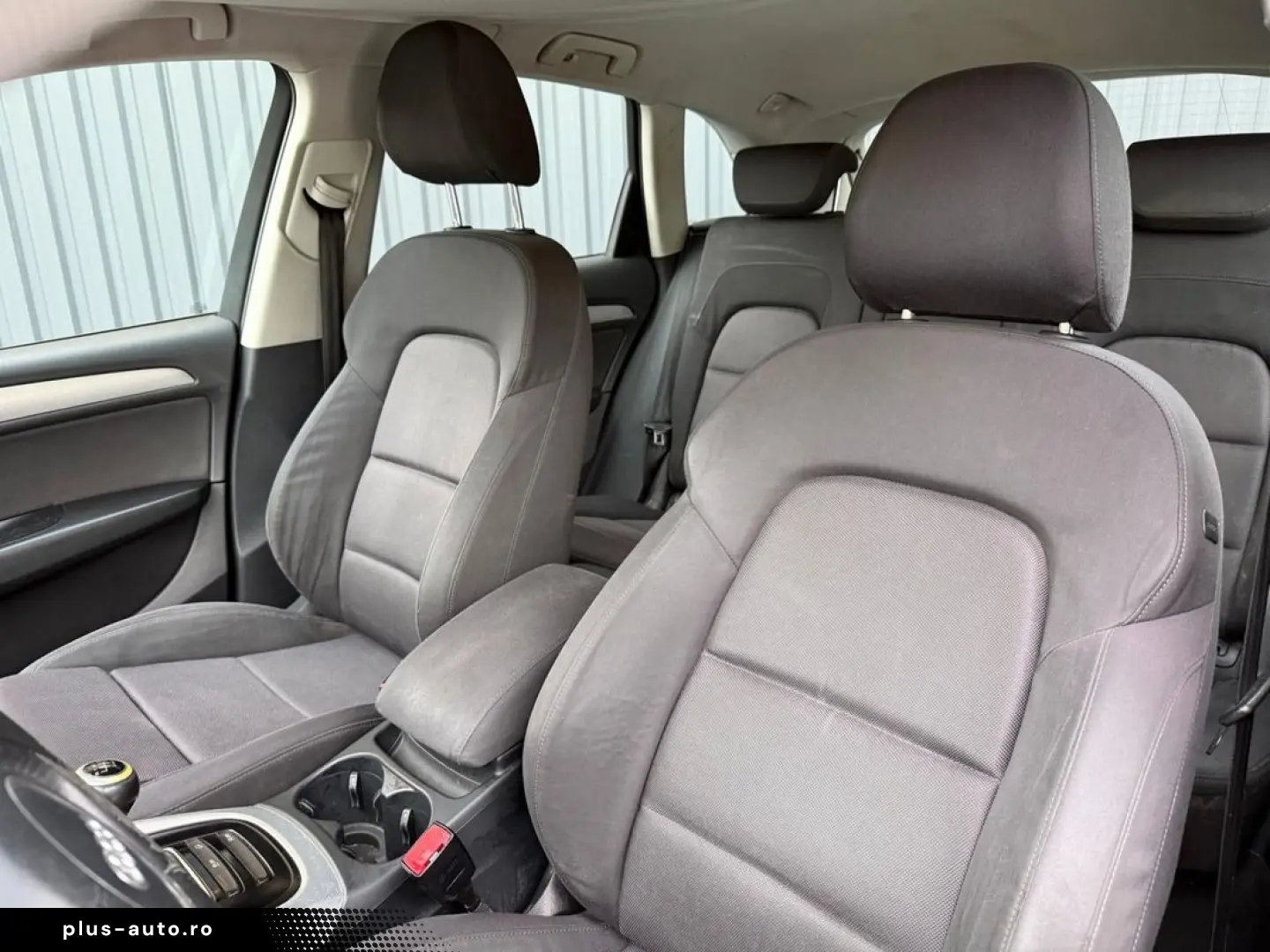 Audi Q5 2.0 TDI MANUAL    Vindem in Rate Avans Zero cu Bulet