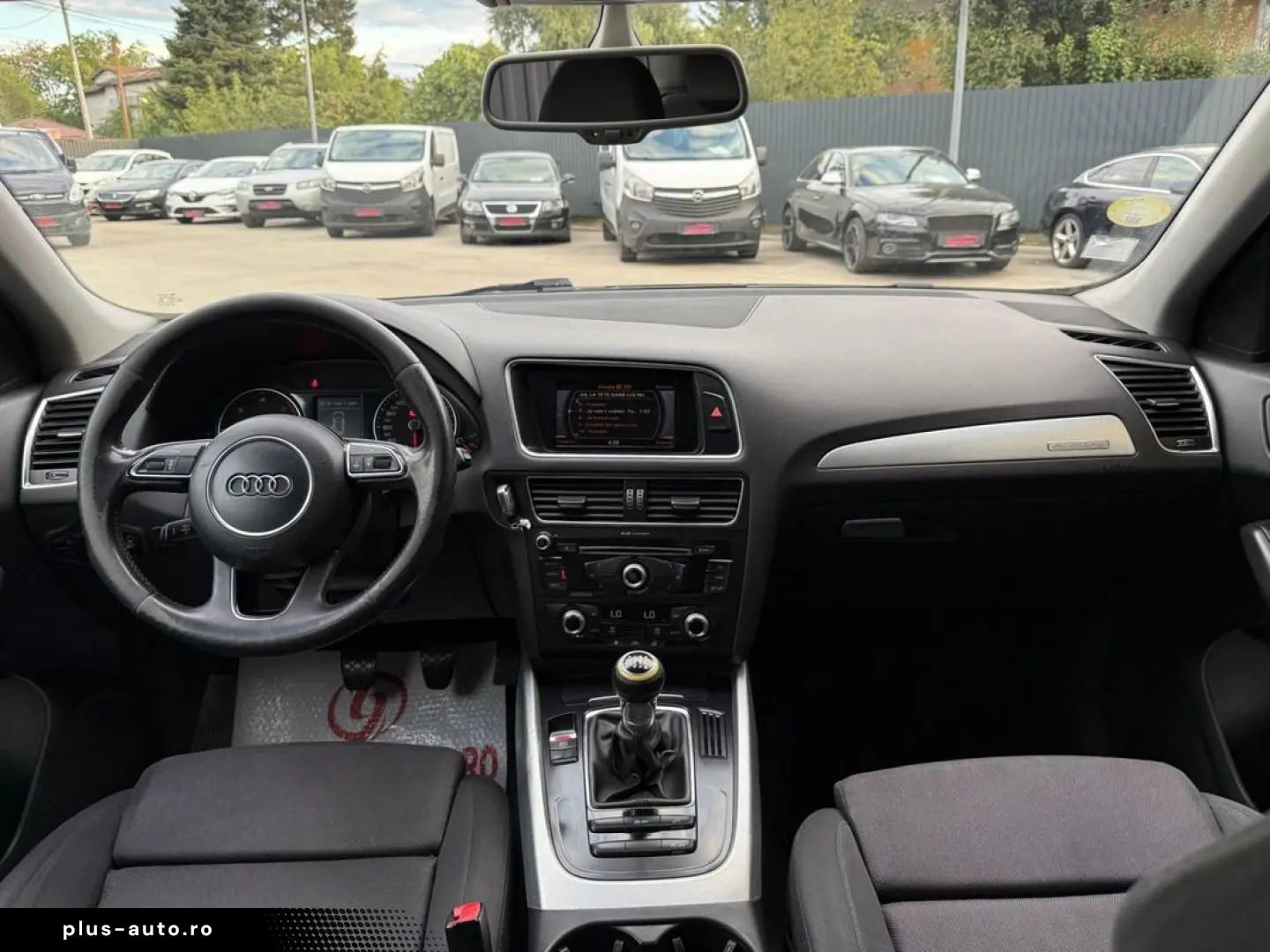 Audi Q5 2.0 TDI MANUAL    Vindem in Rate Avans Zero cu Bulet