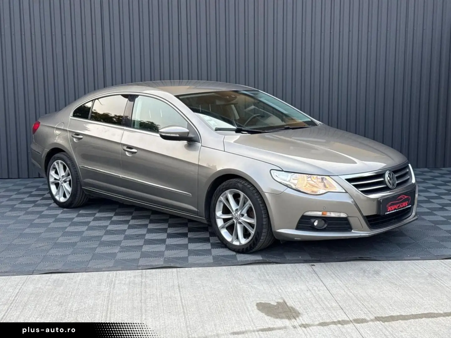 Volkswagen Passat-Cc