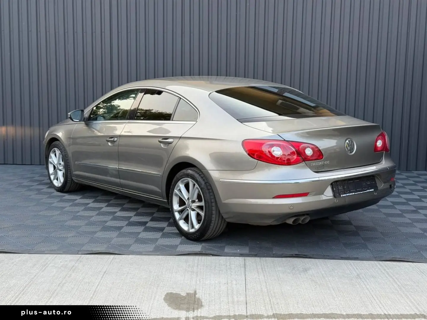 Volkswagen Passat-Cc
