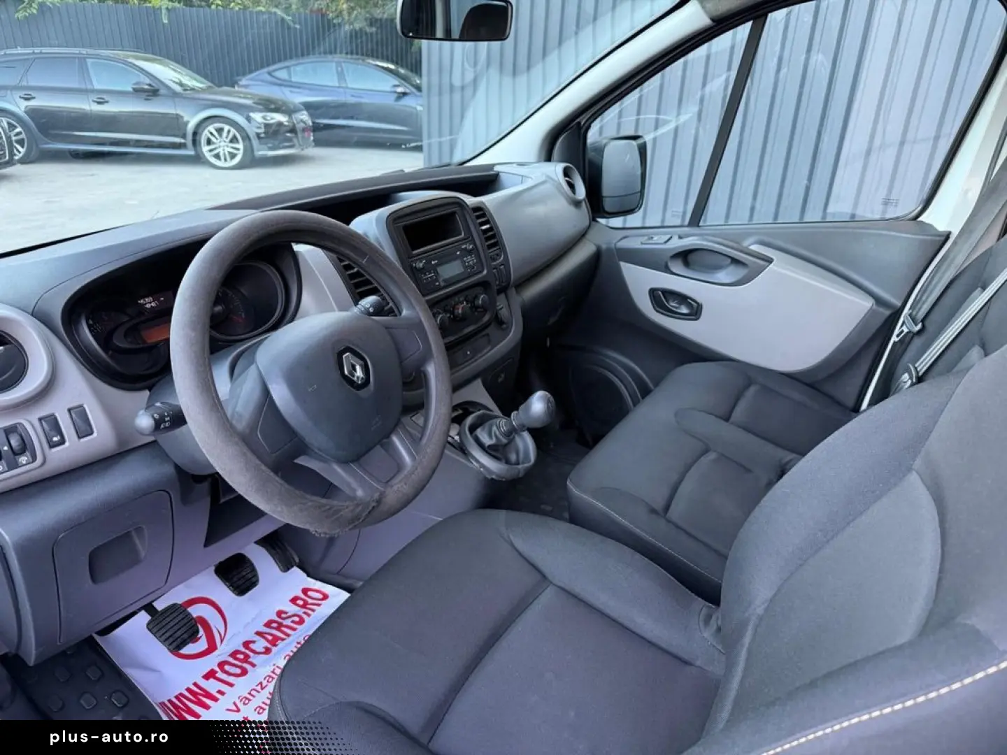 Renault Trafic 8 1    Vindem in Rate Avans Zero cu Buletinul
