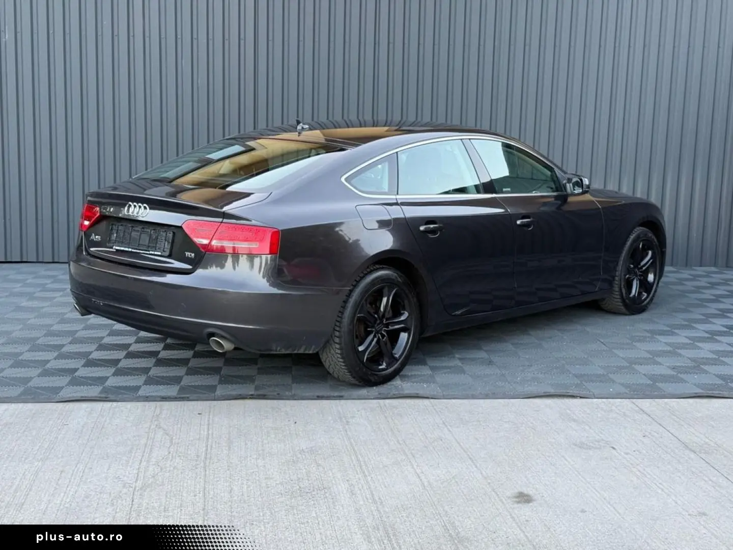 Audi A5 2.7TDI    Vindem in Rate Avans Zero cu Buletinul