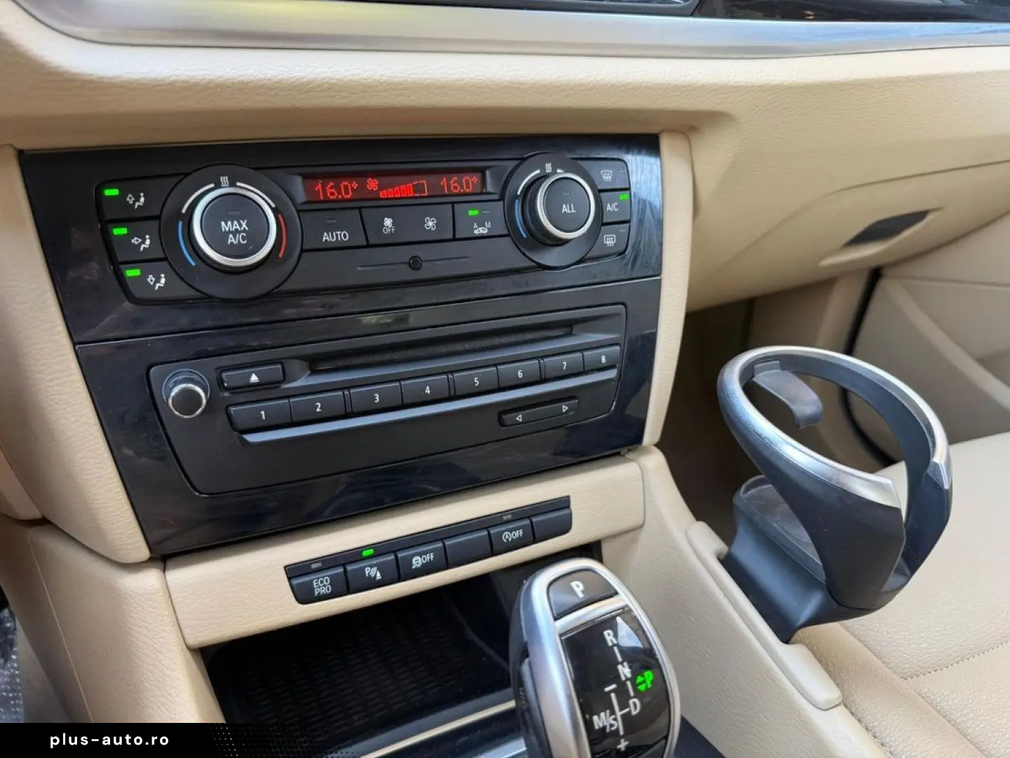 BMW X1 2015 — imagine 2