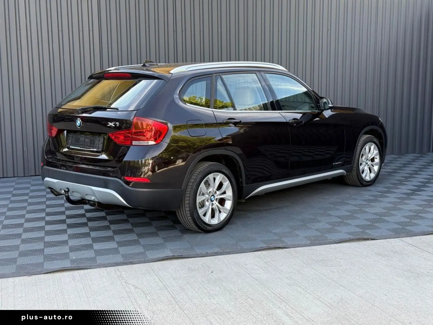 BMW X1 2015 — imagine 6