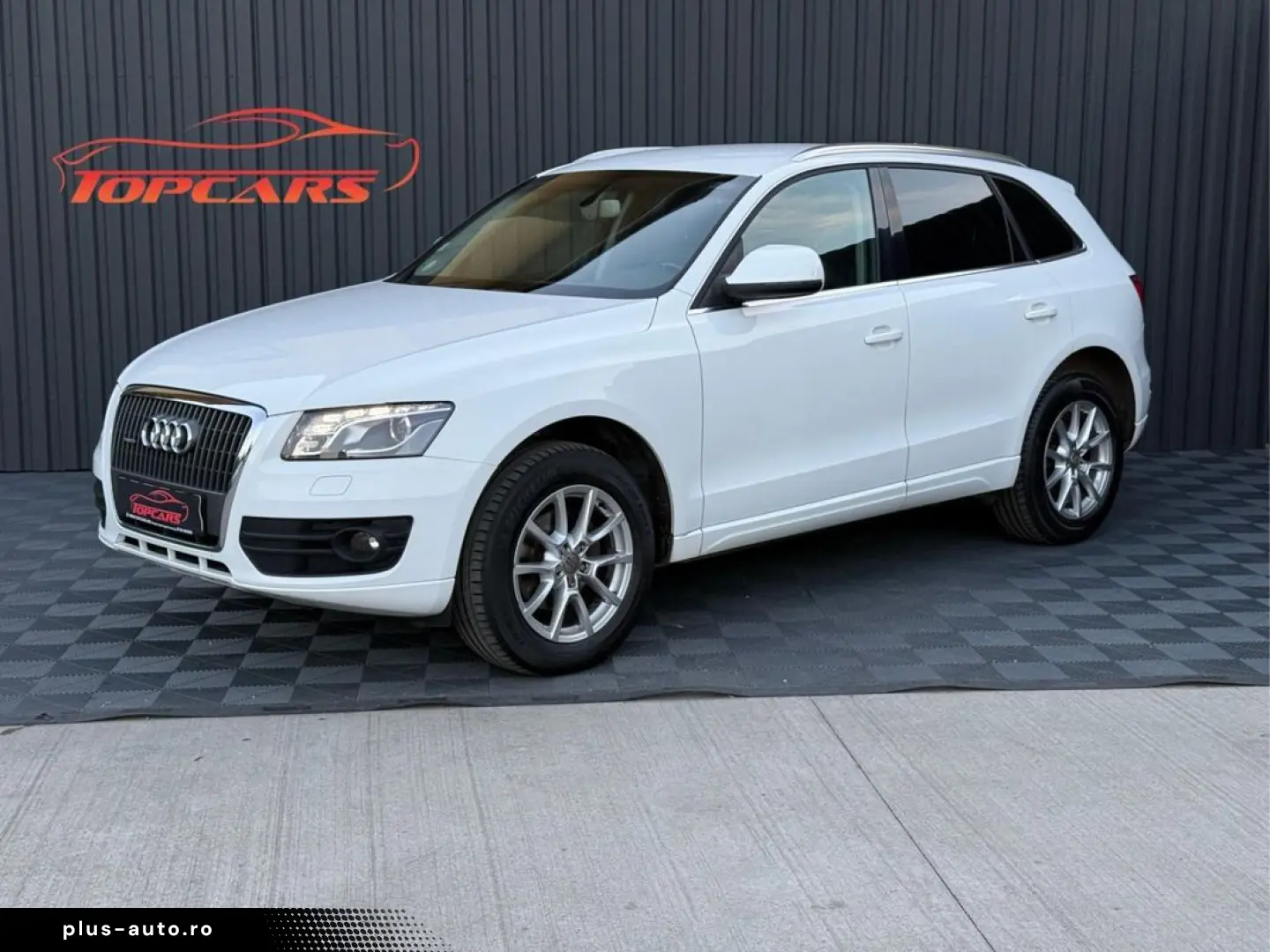 Audi Q5 2.0Tdi Quattro    Vindem in Rate Avans Zero cu Bulet