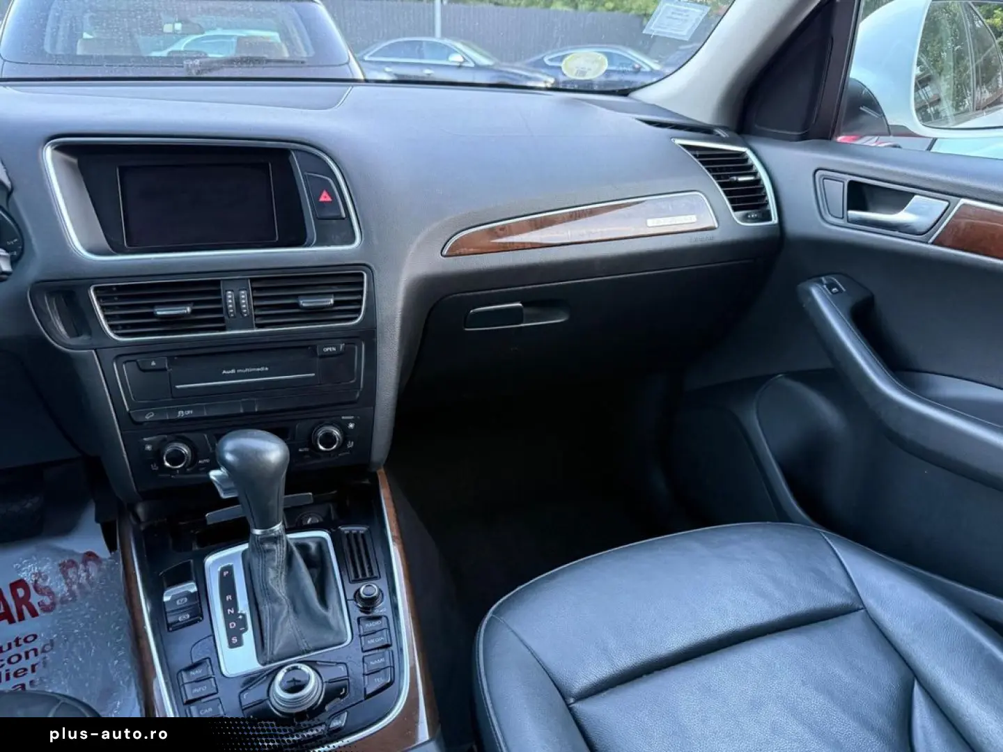 Audi Q5 2.0Tdi Quattro    Vindem in Rate Avans Zero cu Bulet