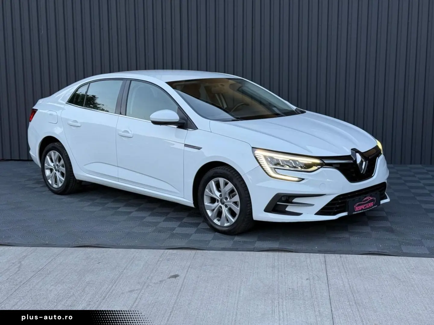 Renault Megane 1.0i    Vindem in Rate Avans Zero cu Buletinu