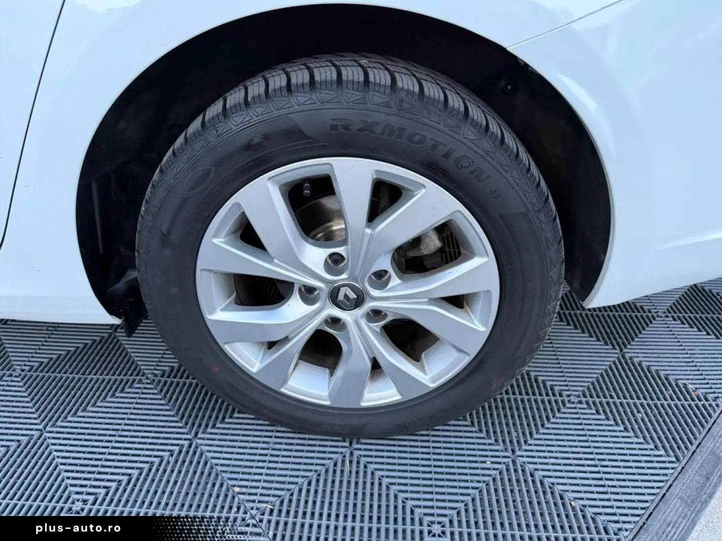 Renault Megane 1.0i    Vindem in Rate Avans Zero cu Buletinu