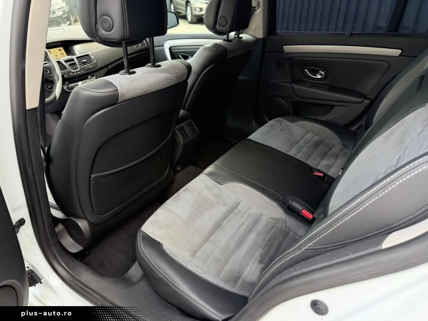 Renault Laguna 2.0Dci EDC    Vindem in Rate Avans Zero cu Bu