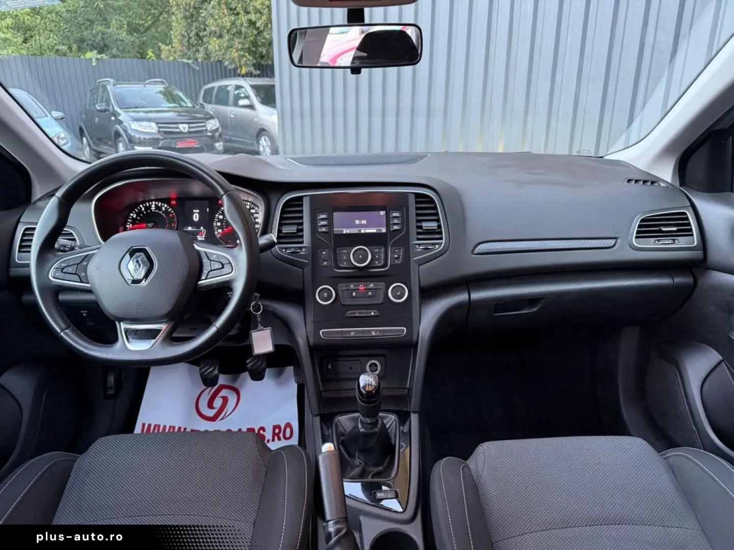 Renault Megane 1.0I    Vindem in Rate Avans Zero cu Buletinu