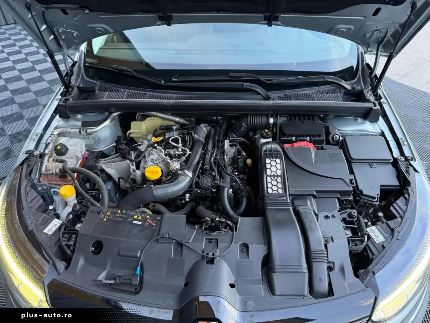 Renault Megane 1.0I    Vindem in Rate Avans Zero cu Buletinu