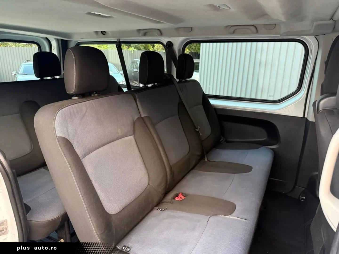 Opel Vivaro 1.6Cdti 9l    Vindem in Rate Avans Zero cu Bulet