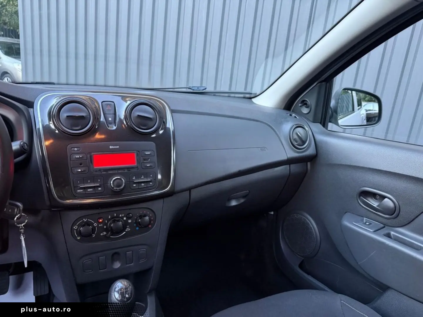 Dacia Logan 1.0i    Vindem in Rate Avans Zero cu Buletinul