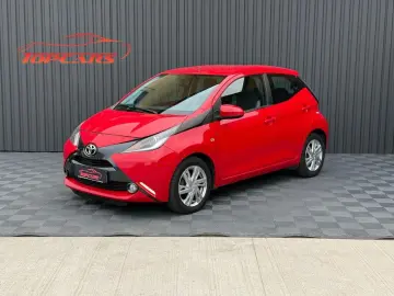 Toyota Aygo 1.0i    Vindem in Rate Avans Zero cu Buletinul