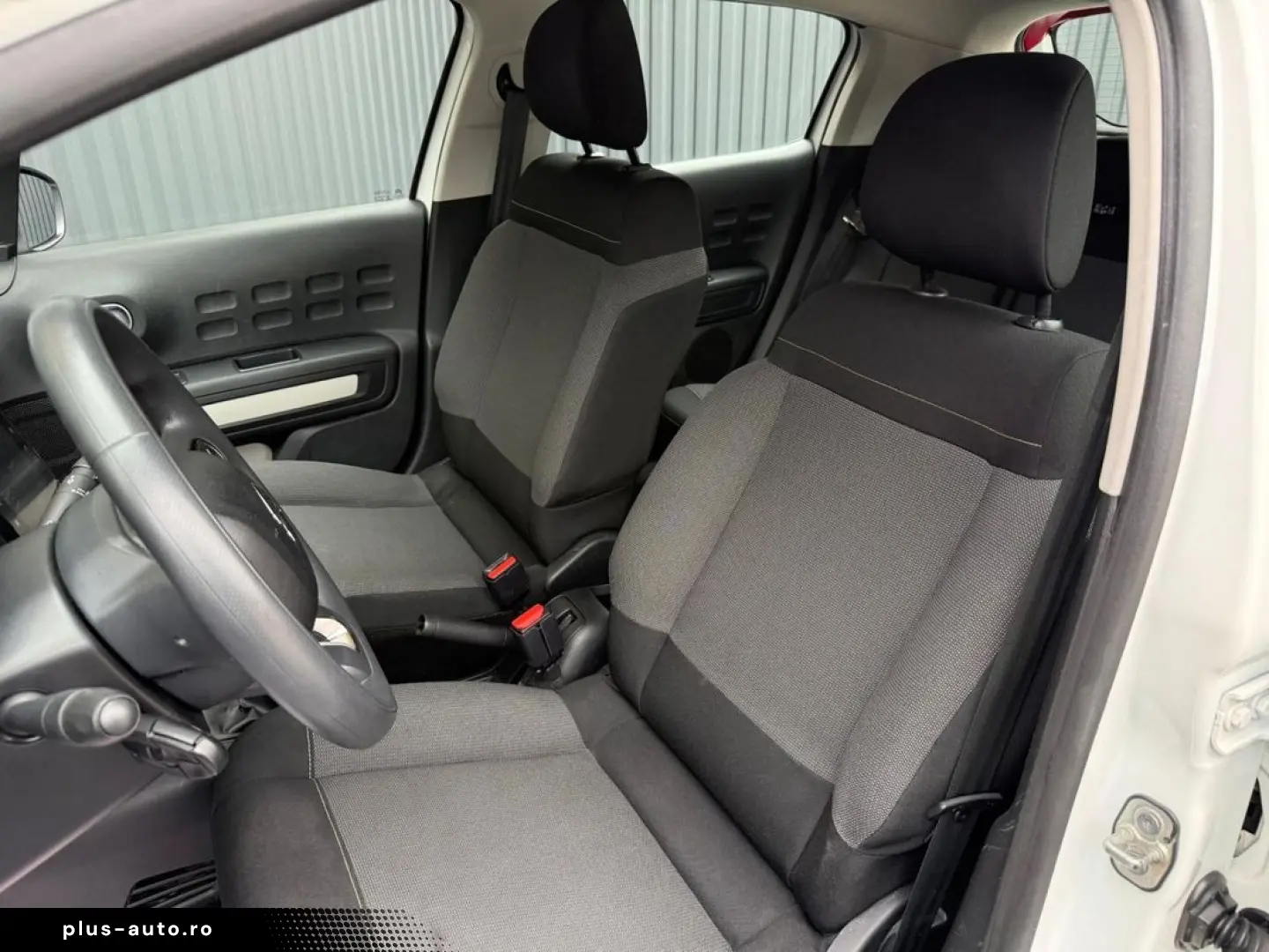 Citroen C3 1.2i    Vindem in Rate Avans Zero cu Buletinul