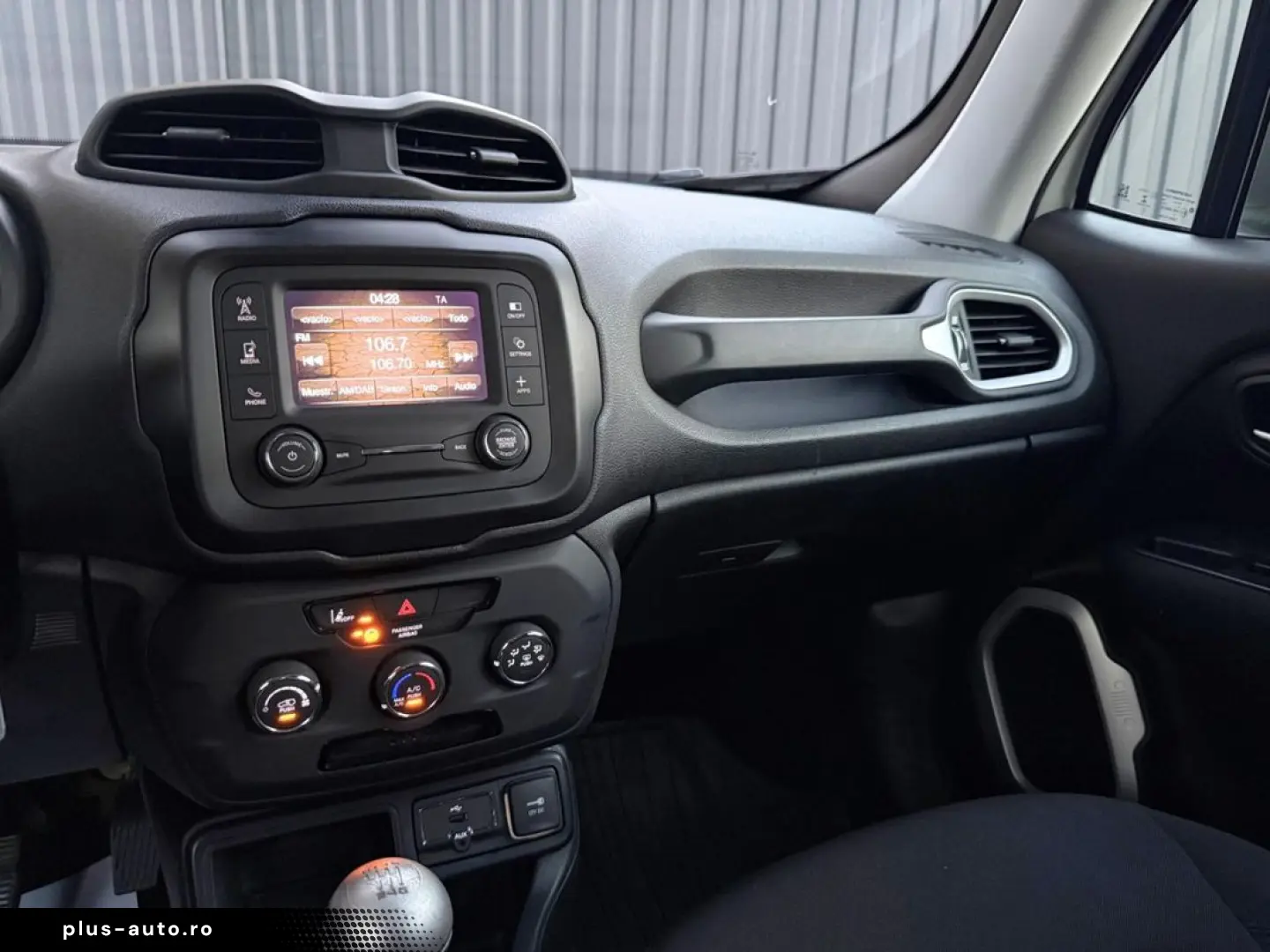 Jeep Renegade 1.0i    Vindem in Rate Avans Zero cu Buletinul