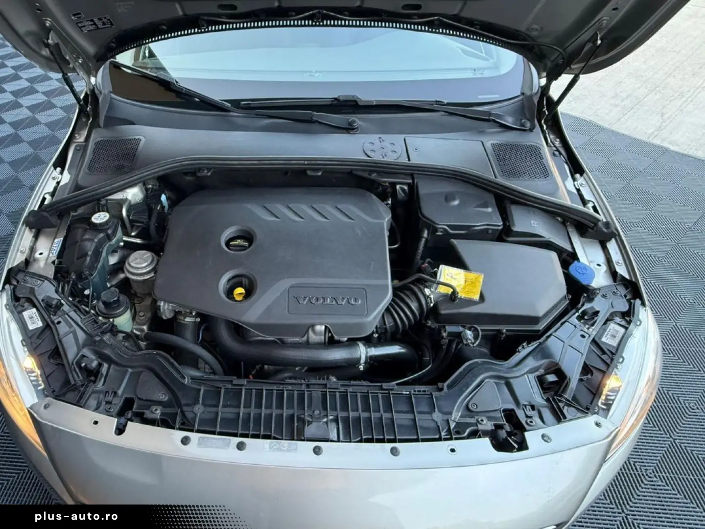 Volvo S60 Aut.    Vindem in Rate Avans Zero cu Buletinul