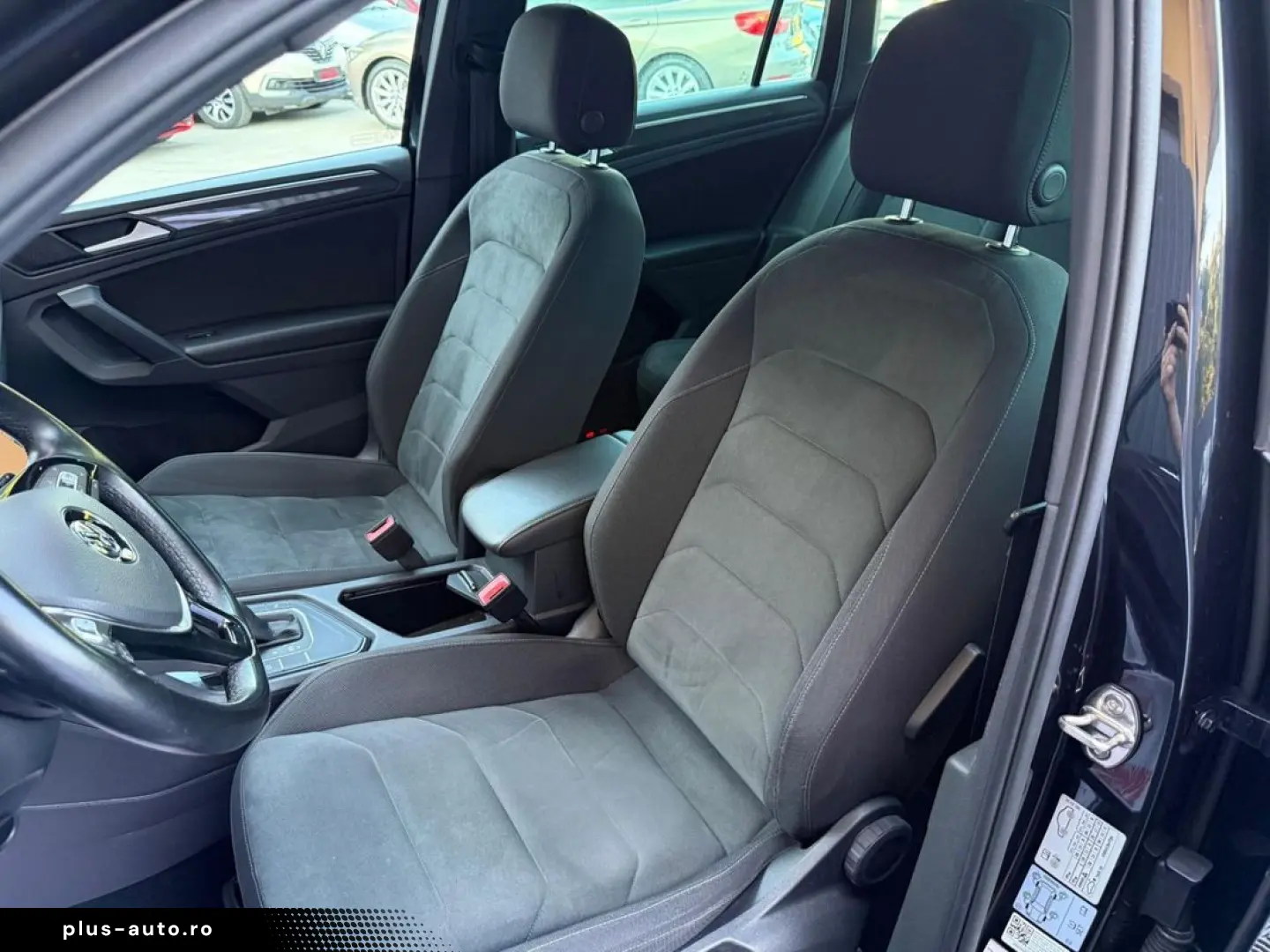 VOLKSWAGEN Tiguan 2019 — imagine 16