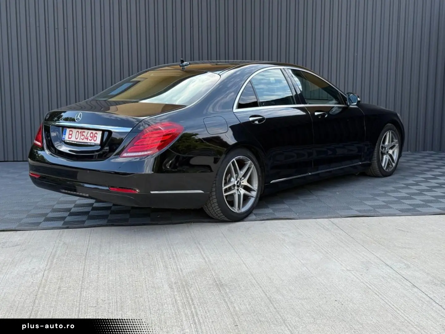 Mercedes-Benz S