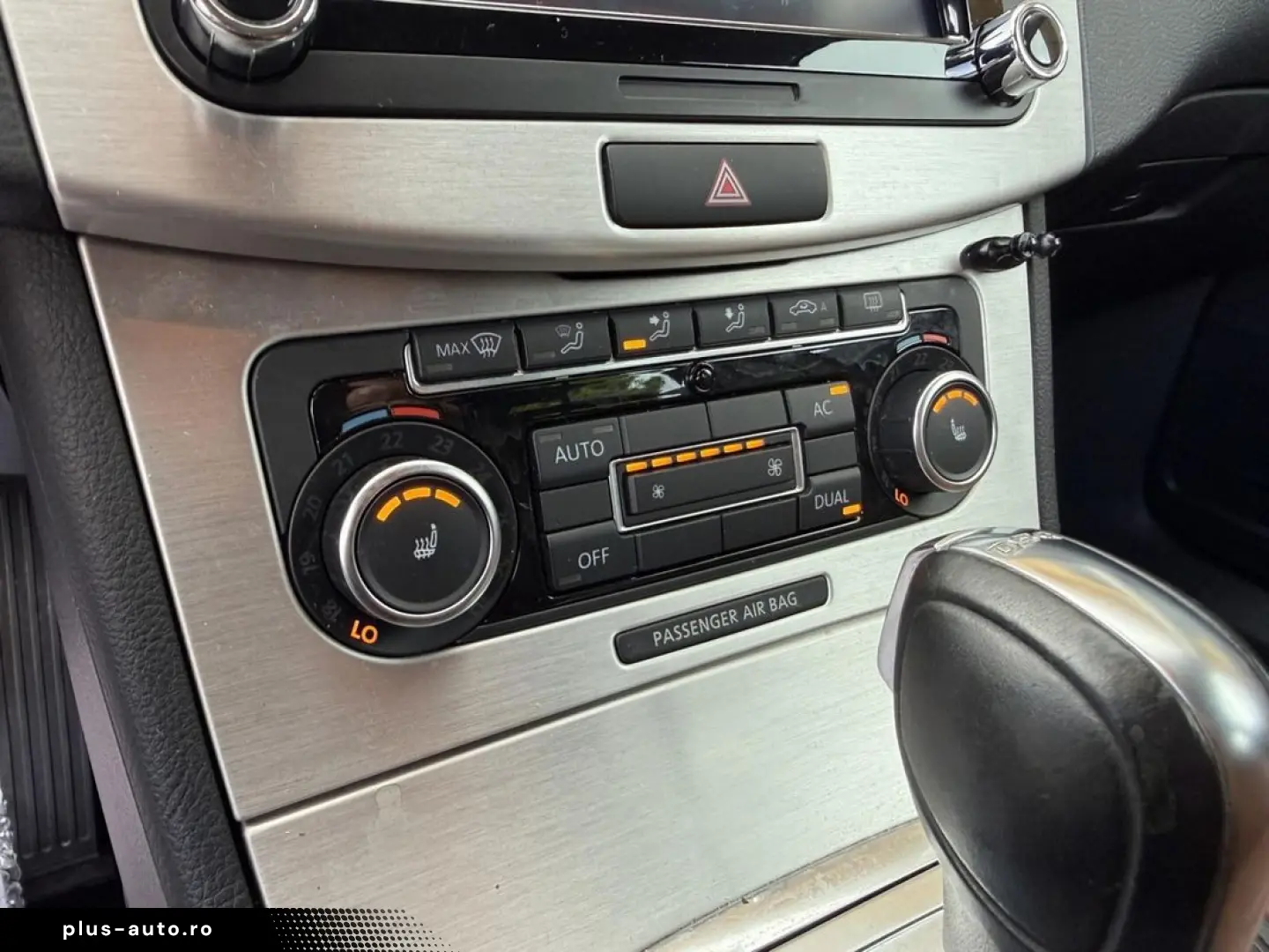 VOLKSWAGEN Passat 2012 — imagine 3