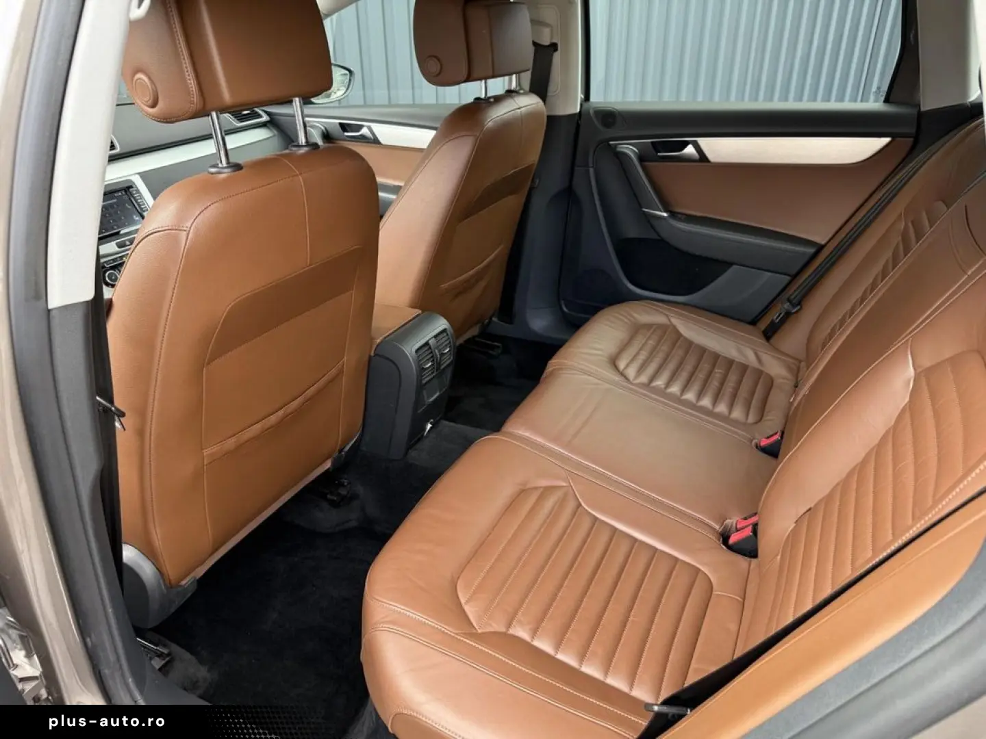 VOLKSWAGEN Passat 2012 — imagine 17