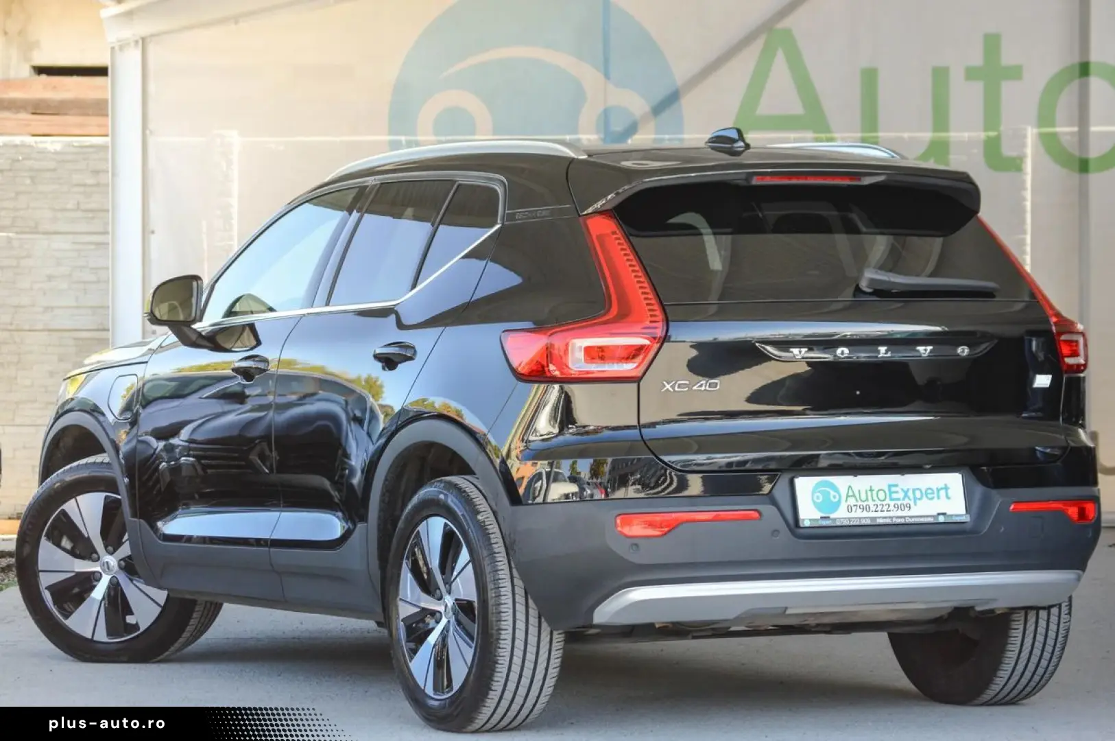 2023 Volvo XC-40 T5 Recharge Inscription Plug In Hybrid Benz