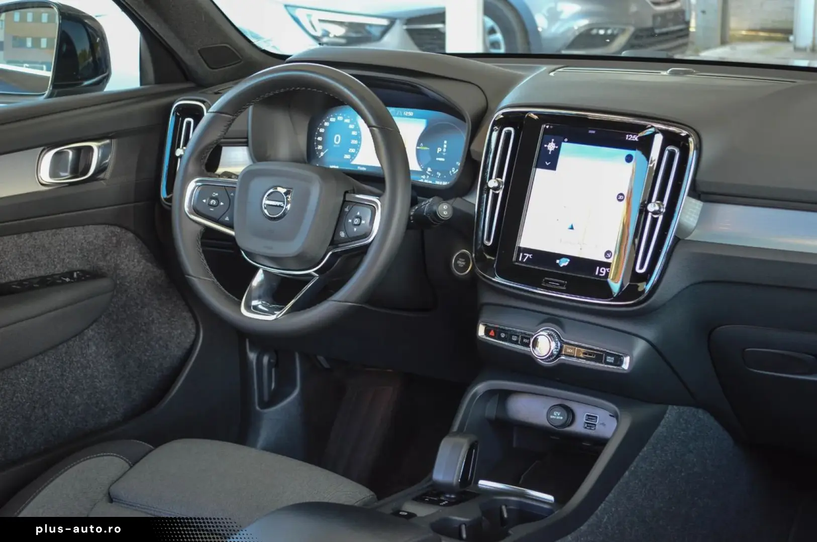 2023 Volvo XC-40 T5 Recharge Inscription Plug In Hybrid Benz