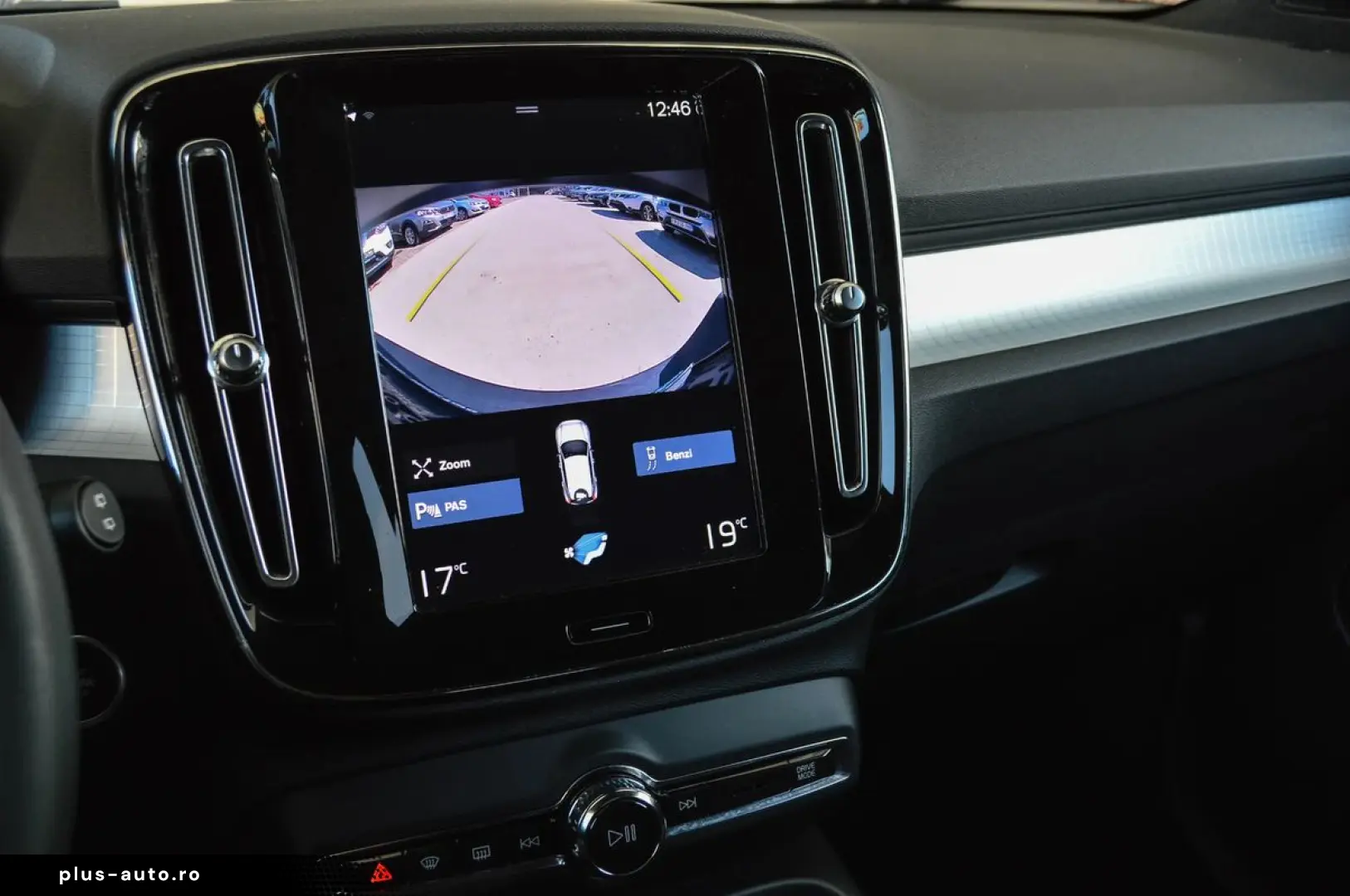 2023 Volvo XC-40 T5 Recharge Inscription Plug In Hybrid Benz