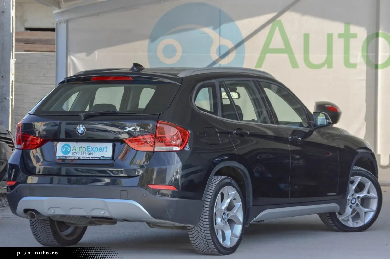 BMW X1 2013 — imagine 8