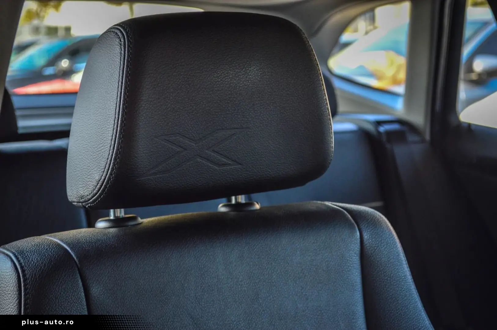 BMW X1 2013 — imagine 21