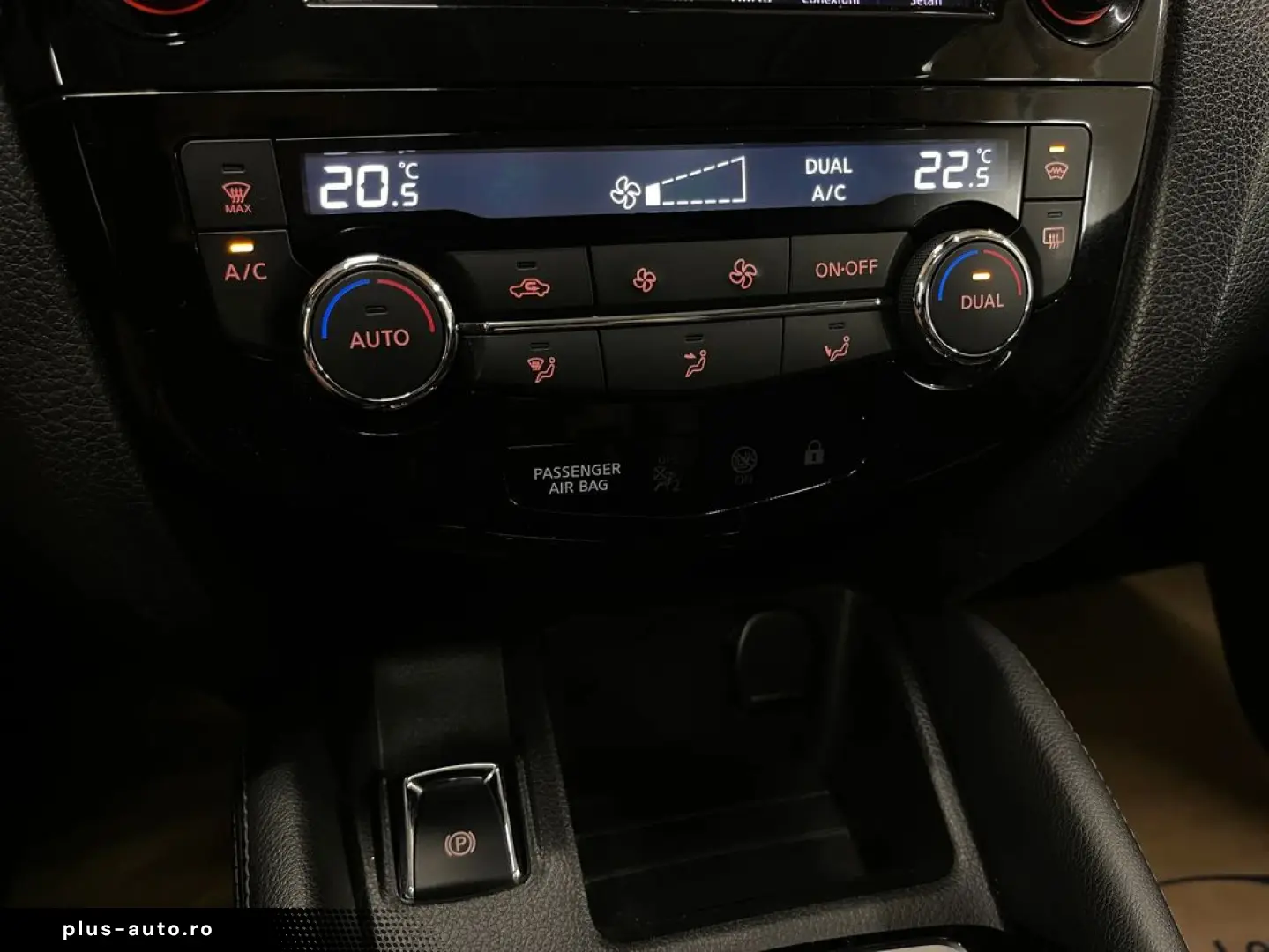 NISSAN Qashqai 2020 — imagine 9