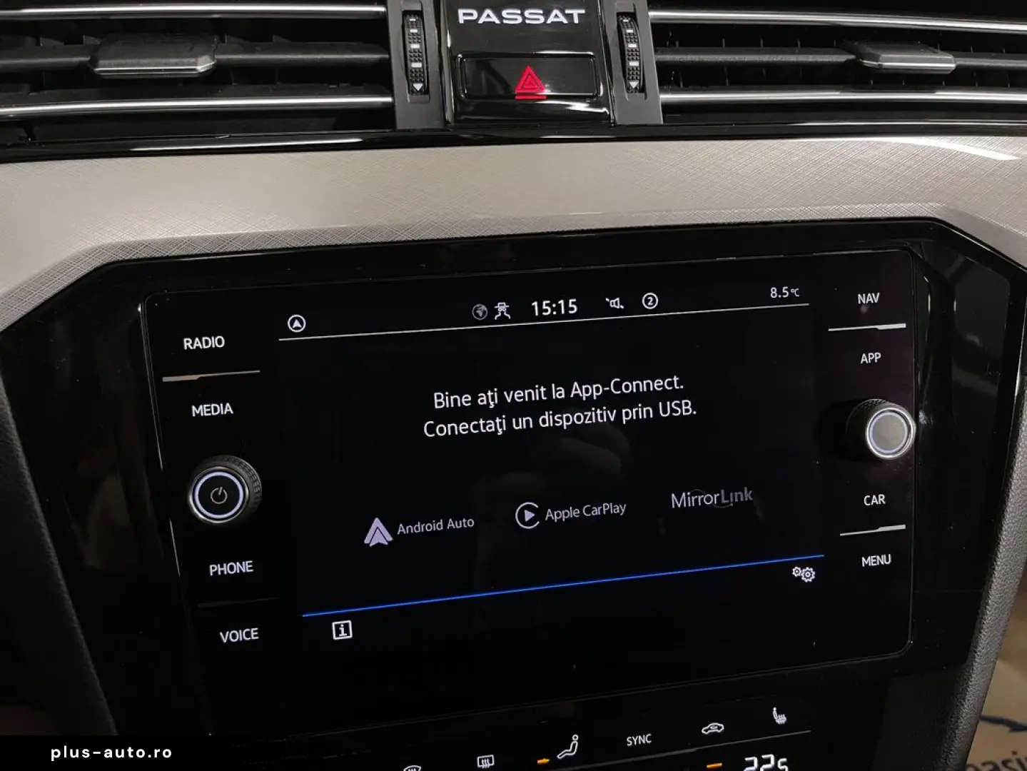 VOLKSWAGEN Passat 2023 — imagine 5