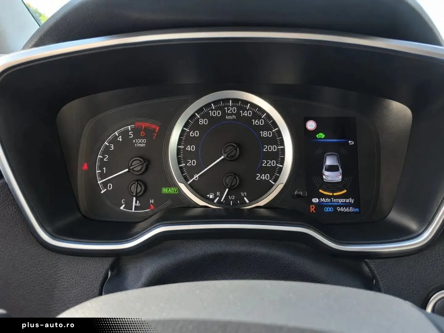 Toyota Corolla 1.8 Hybrid Business