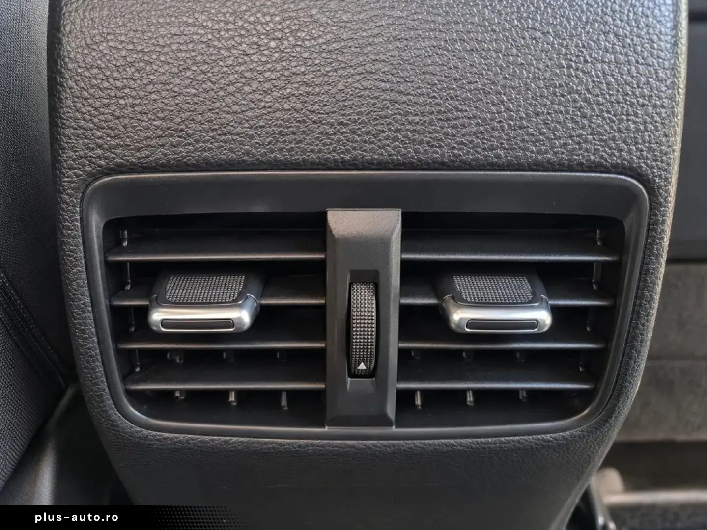 Toyota Corolla 1.8 Hybrid Business