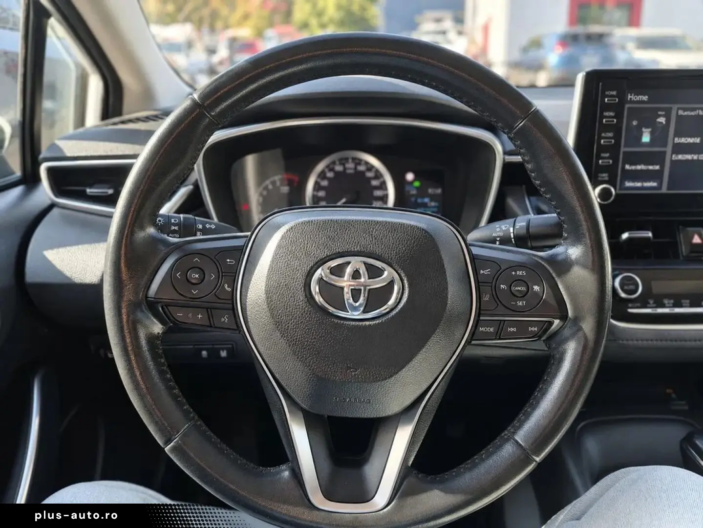 Toyota Corolla 1.8 Hybrid Business