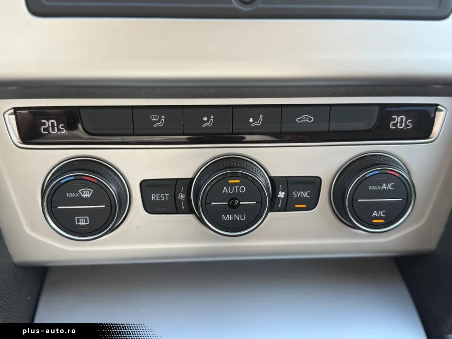 VOLKSWAGEN Passat 2016 — imagine 23
