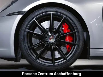 PORSCHE 911 Carrera 4 GTS GT-Sportlenkrad