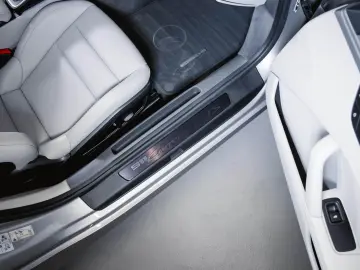 PORSCHE 911 Carrera 4 GTS GT-Sportlenkrad