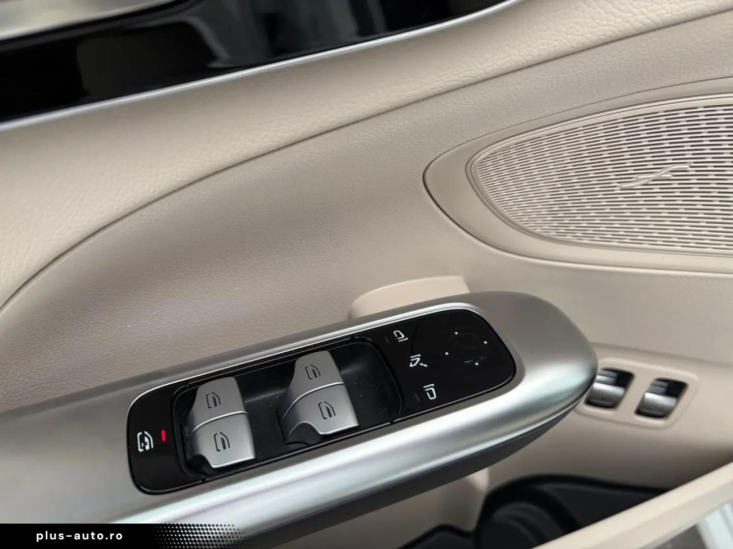 MERCEDES-BENZ C 300 e Avantgarde Distronic Memory