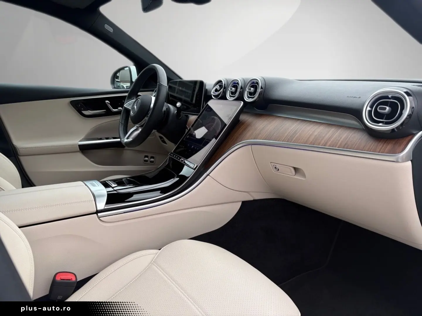 MERCEDES-BENZ C 300 e Avantgarde Distronic Memory