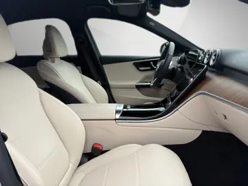 MERCEDES-BENZ C 300 e Avantgarde Distronic Memory