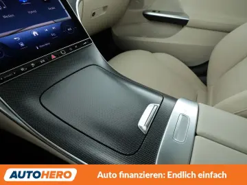 MERCEDES-BENZ C-Klasse C300e Avantgarde Aut. NAVI LED TEMPO