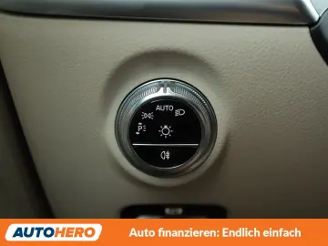 MERCEDES-BENZ C-Klasse C300e Avantgarde Aut. NAVI LED TEMPO