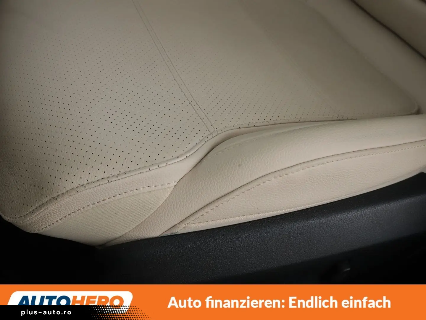 MERCEDES-BENZ C-Klasse C300e Avantgarde Aut. NAVI LED TEMPO