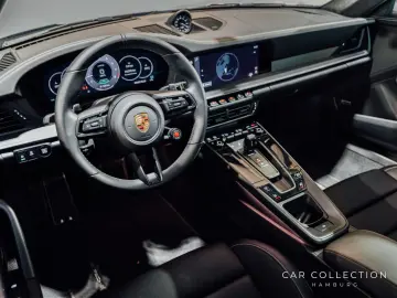 PORSCHE 992.2 Carrera 4 GTS   LED   BOSE   18 Wege