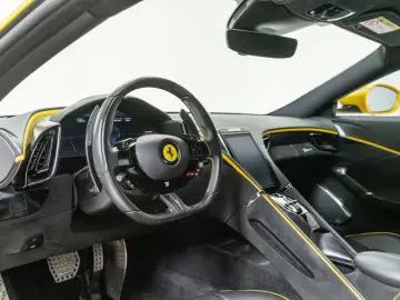 FERRARI Carbon Lenkrad LEDS VOLL