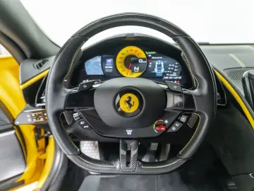 FERRARI Carbon Lenkrad LEDS VOLL