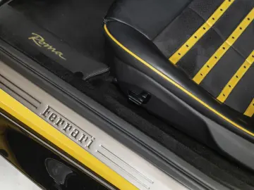 FERRARI Carbon Lenkrad LEDS VOLL